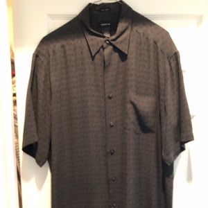 Liz Claiborne 100% silk men's short sleeve